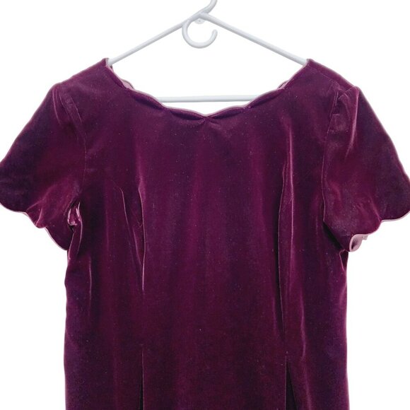 Maggy London Petites Velvet Mid Dress  Burgundy Short Sleeve Scalloped Size 14 - Picture 3 of 11